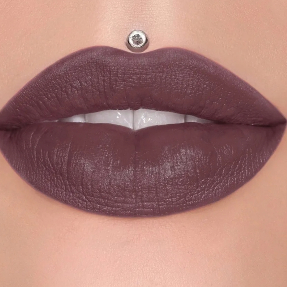 Jeffree Star Velvet Trap Mouse Trap